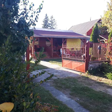 Apartmán Csipke Vendeghaz *