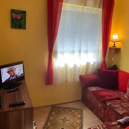 Csipke Vendeghaz Apartmán *